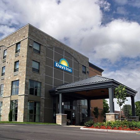 Days Inn By Wyndham לוויס מראה חיצוני תמונה