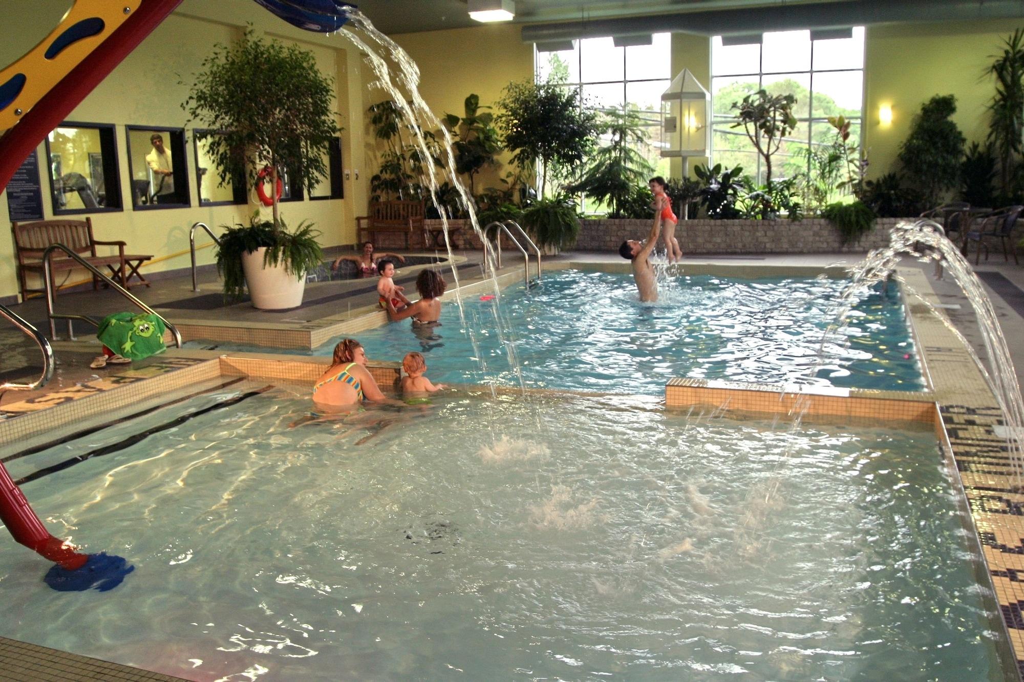 Days Inn By Wyndham לוויס מראה חיצוני תמונה