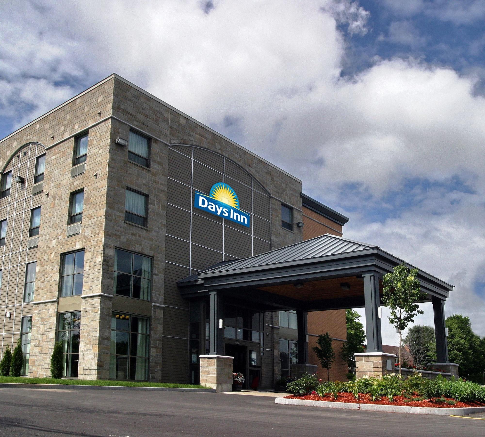 Days Inn By Wyndham לוויס מראה חיצוני תמונה